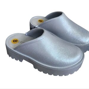 Stylish Silver Women's Mules